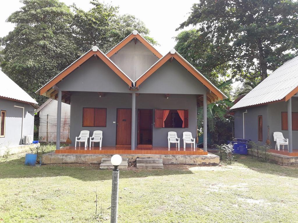 Chilli Ko Lanta